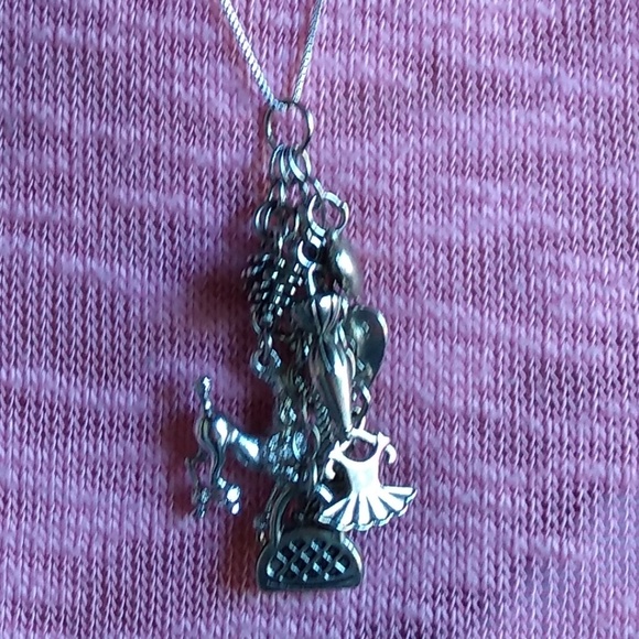 Custom life story charm necklaces! - Picture 4 of 6